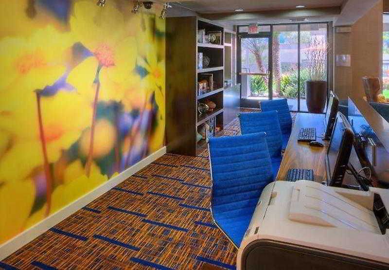 Courtyard By Marriott San Diego 3*
