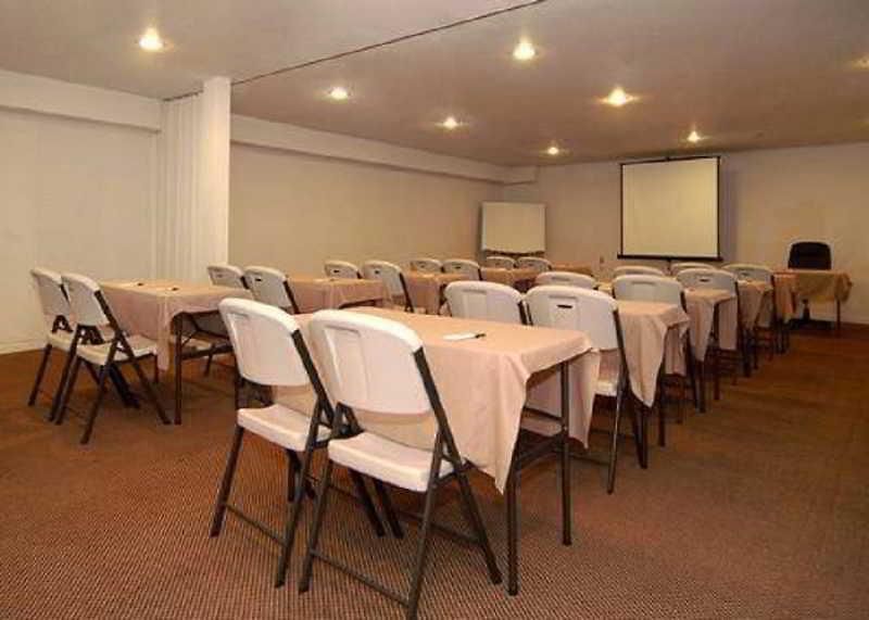 Hotel Express & By Ihg