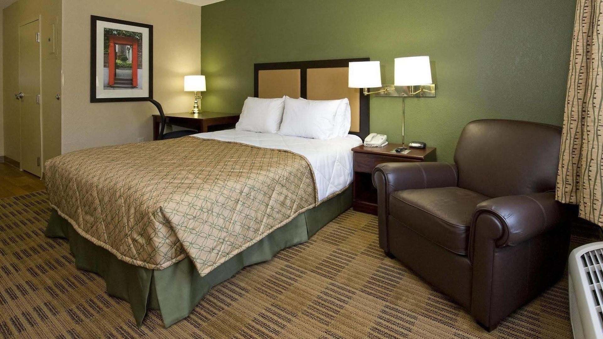 Extended America - San Diego - Village By The Sea Hotel