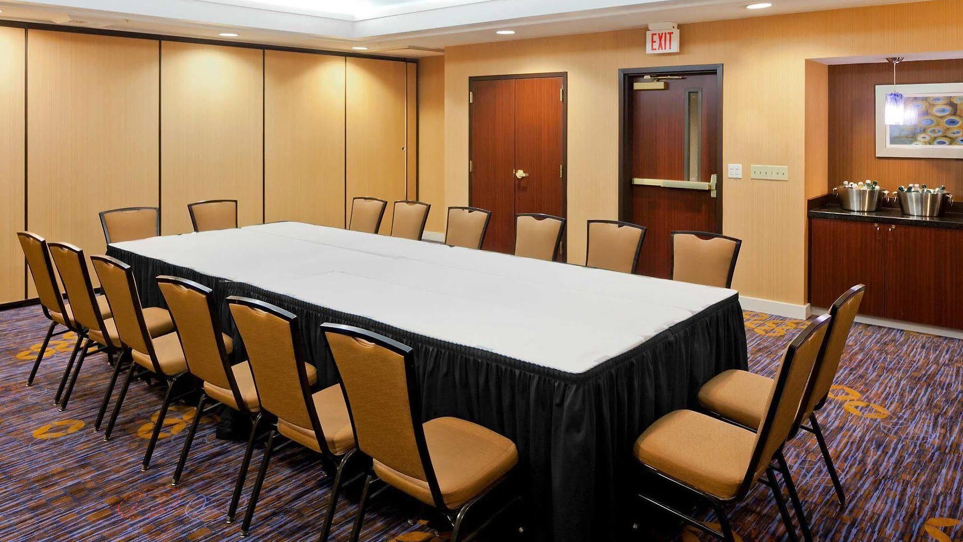 Hotel Courtyard By Marriott San Diego