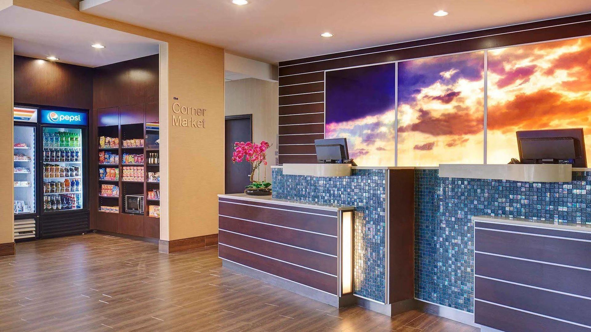 Fairfield & By Marriott San Diego Hotel