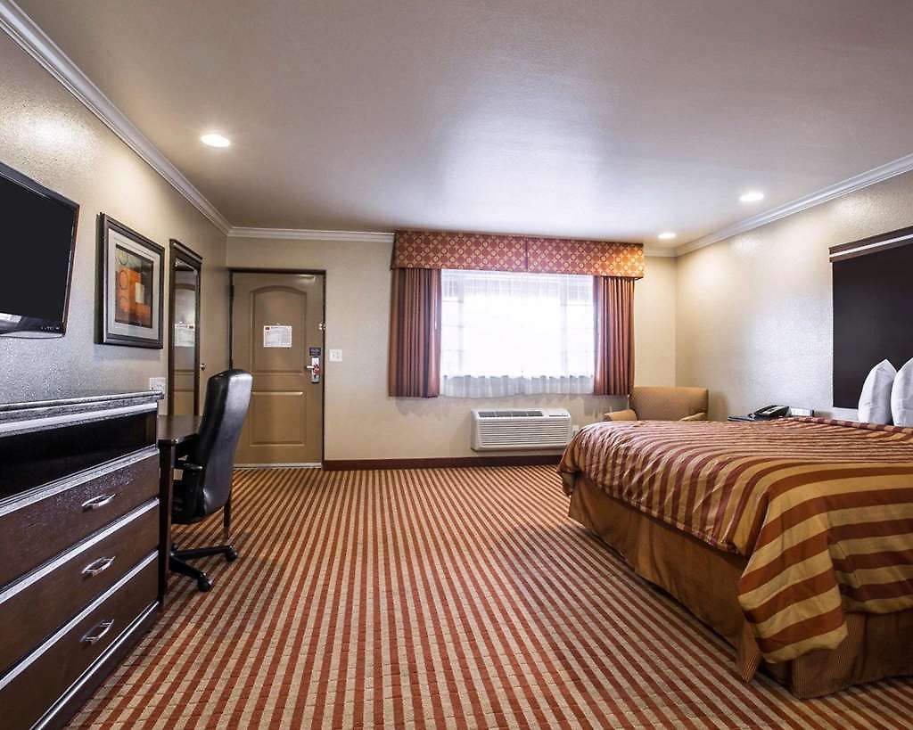 6 Carlsbad, Ca- North Hotel 3*