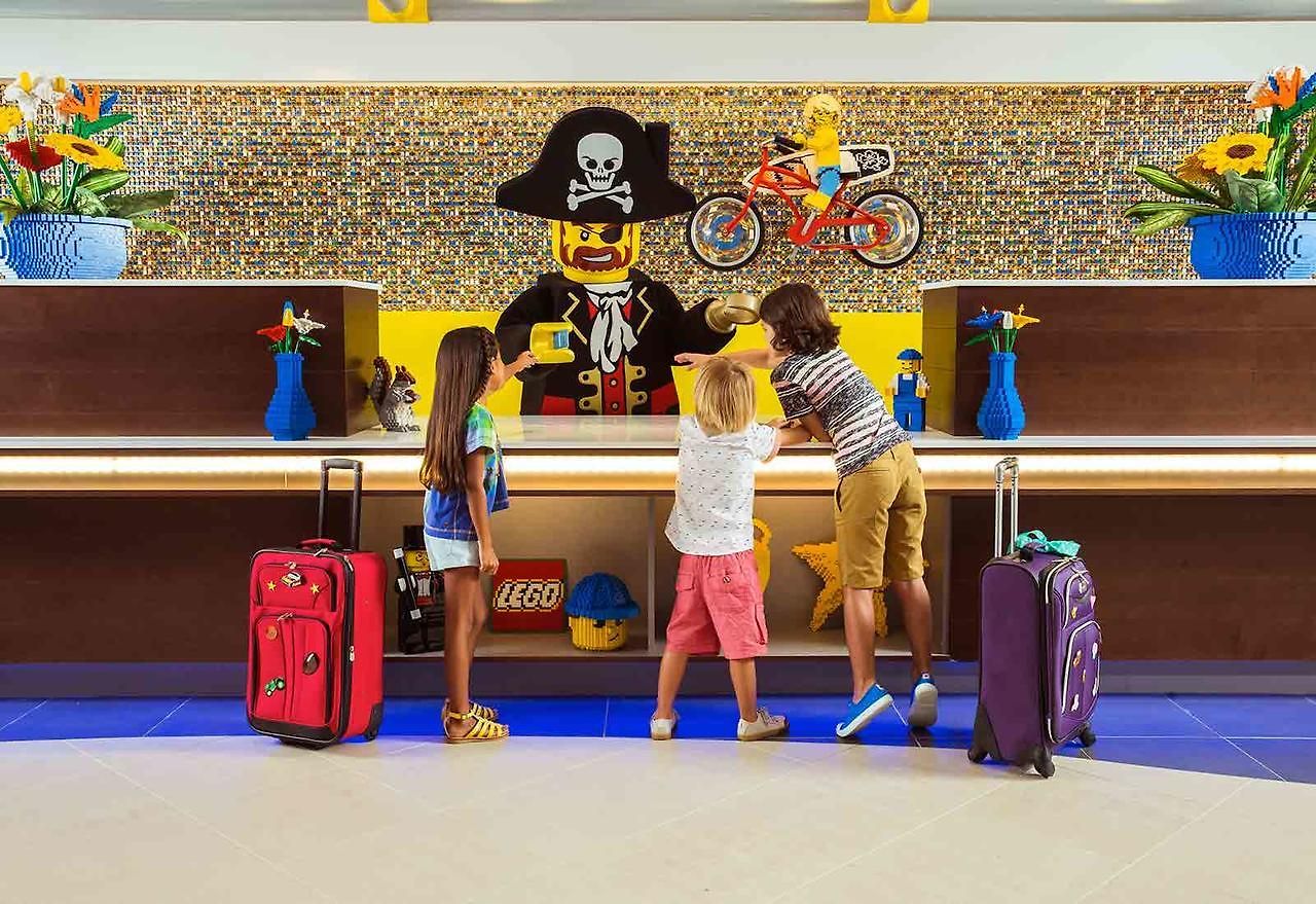 Resort Legoland California And Castle Carlsbad