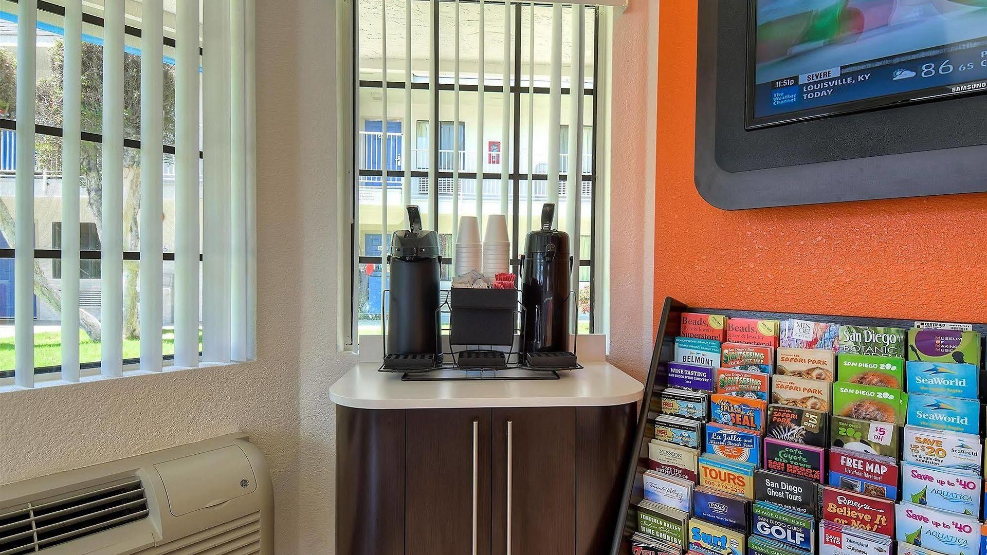 6-carlsbad, Ca - Village
