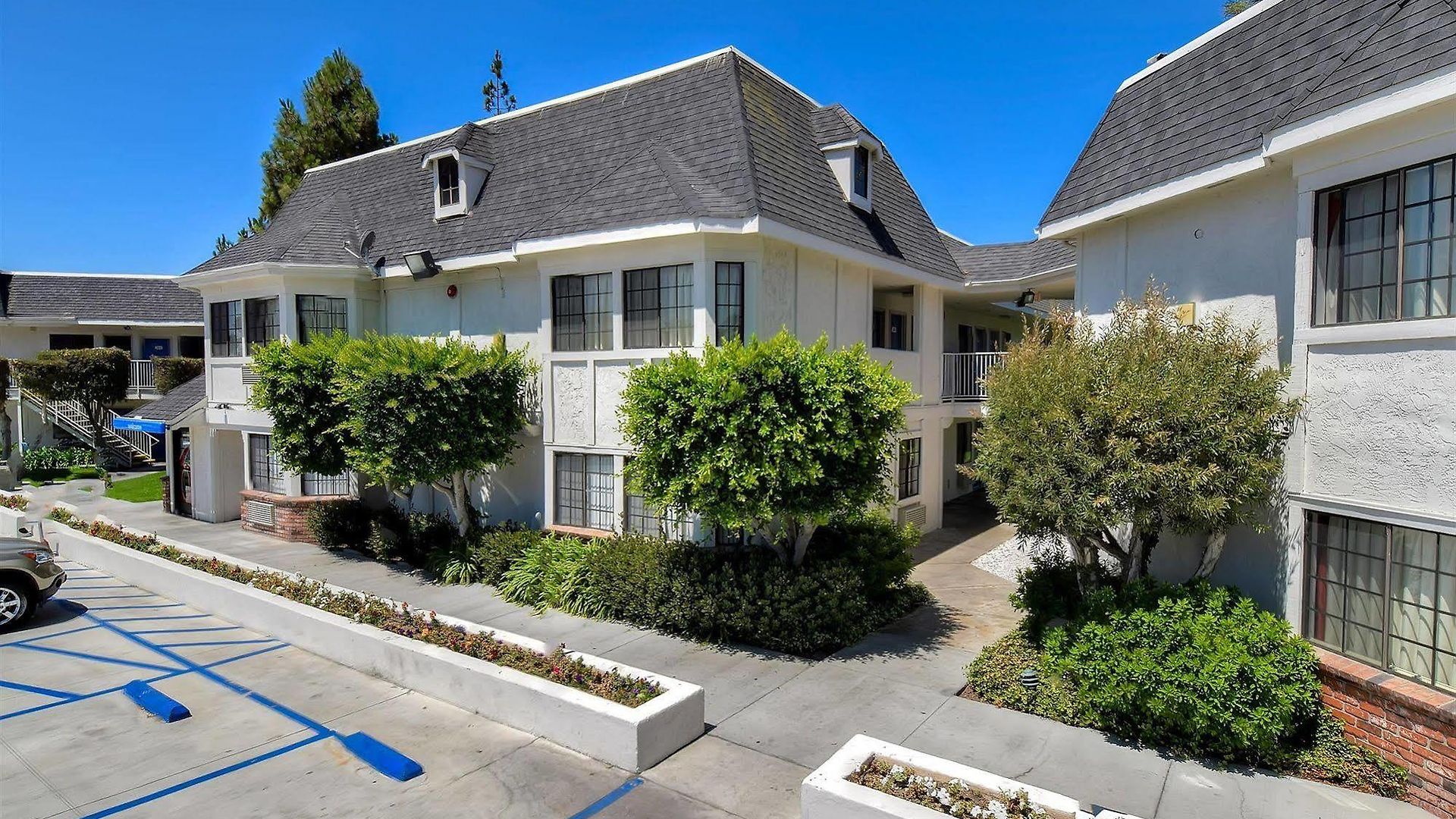 6-carlsbad, Ca - Village 2* Carlsbad