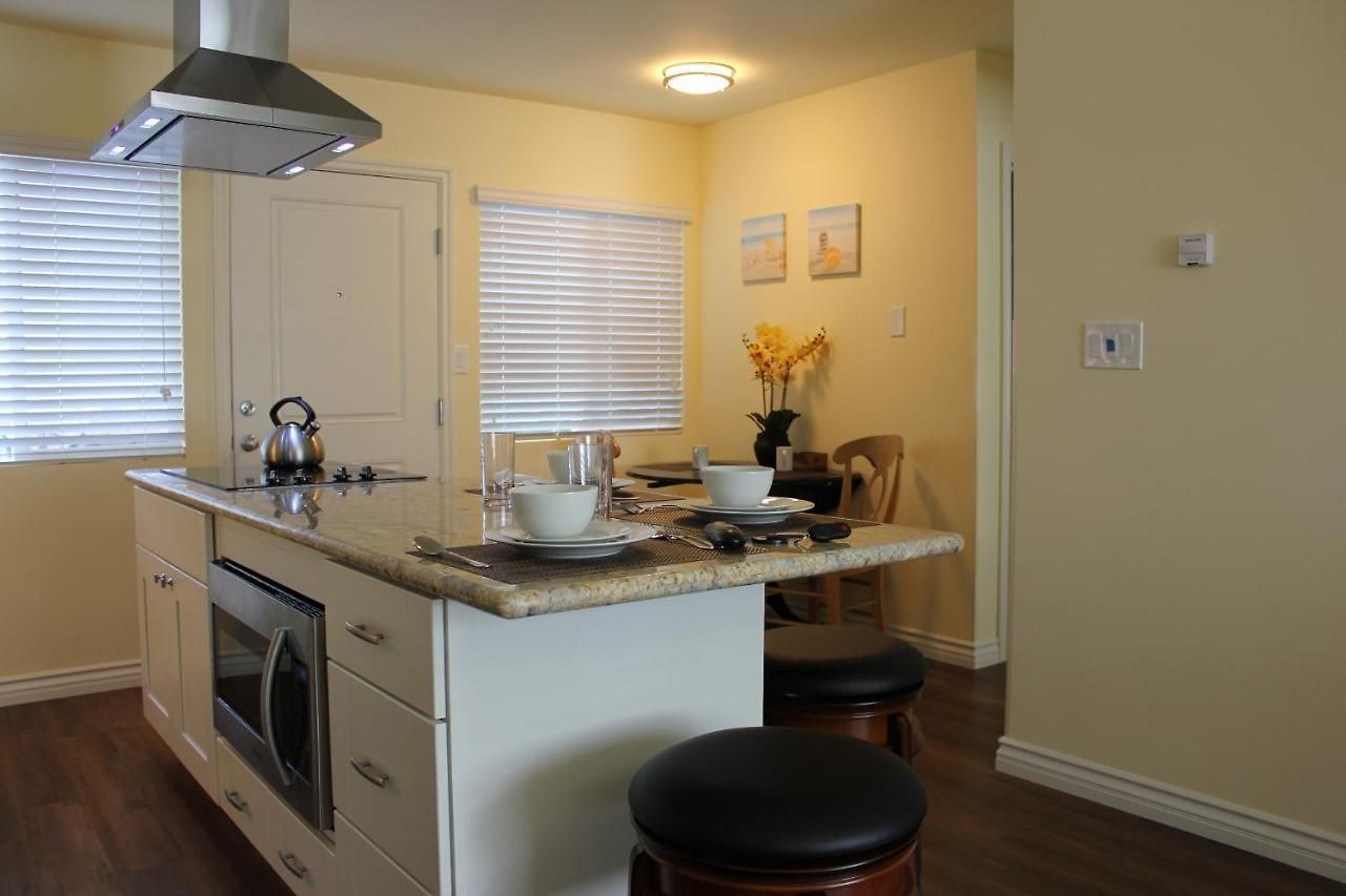 Seaside Village Apartment *