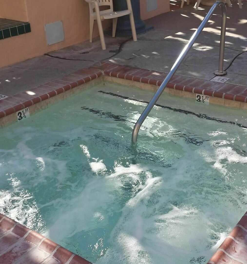 Tamarack Hotel 3*