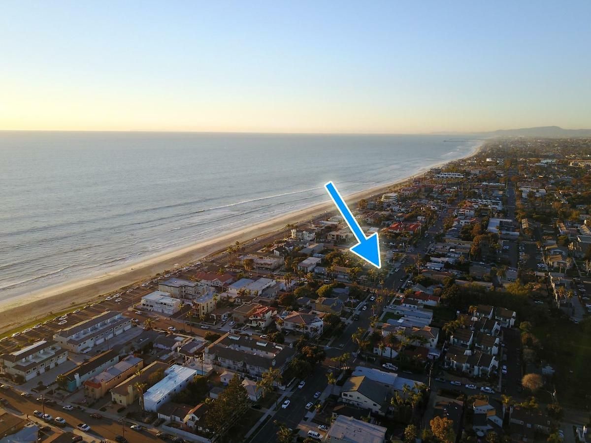 Holiday home Ultimate - 1 Block From - Huge Backyard *