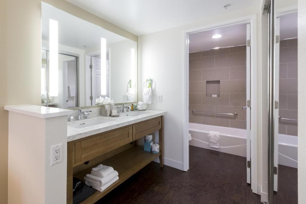 Hotel Grand Pacific Palisades 5*