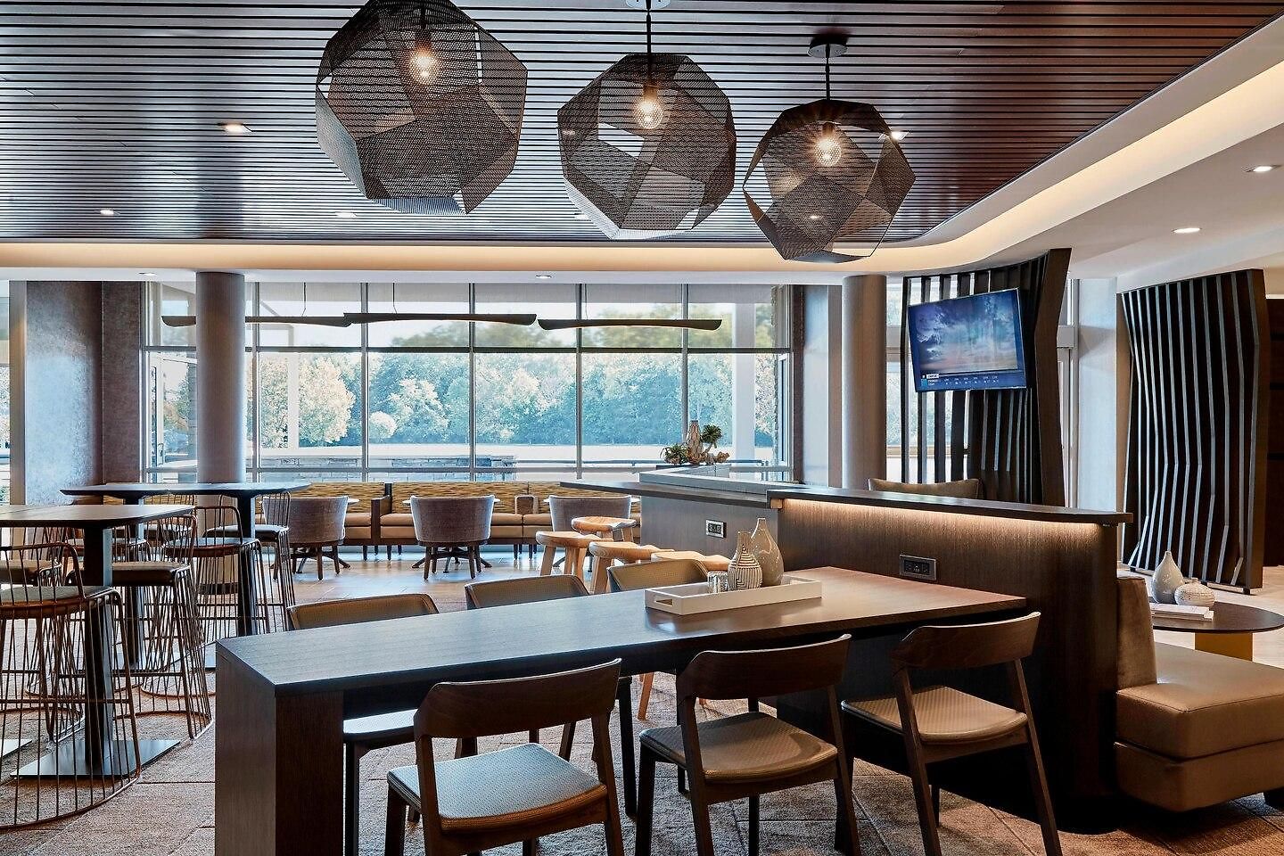 Springhill By Marriott San Diego 3*