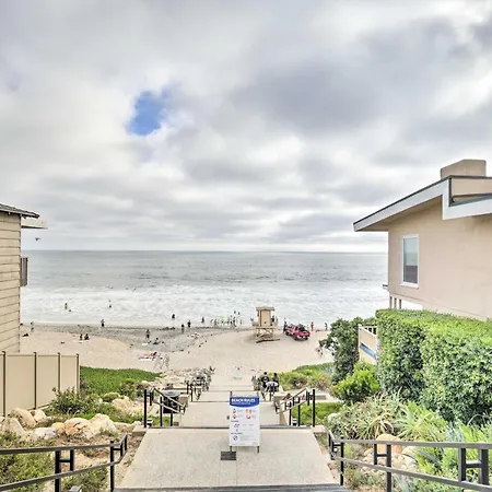 Coastal Home: 1 Mi To & Downtown