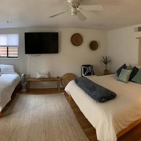 Guest house Cozy Carlsbad Village Studio