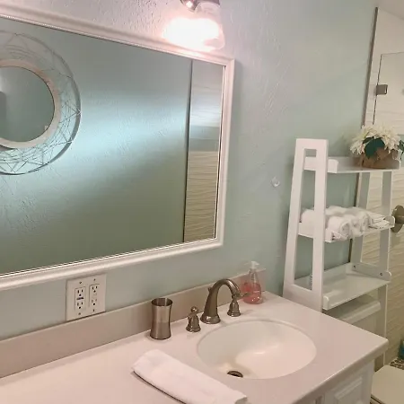 Cozy Carlsbad Village Studio Guest house Carlsbad