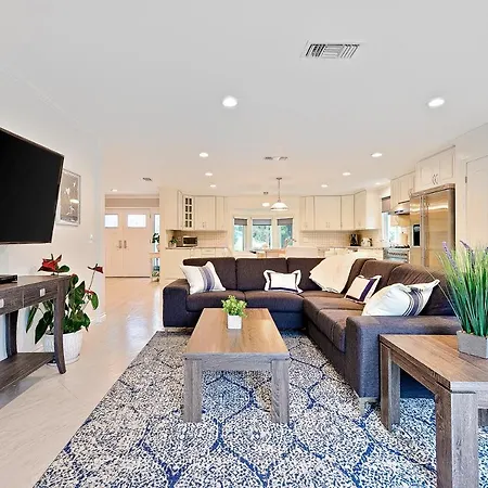 Enchanting By The Sea Holiday home Carlsbad