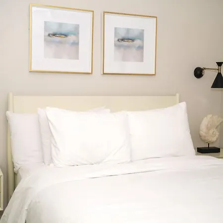 Ocean Front 4*