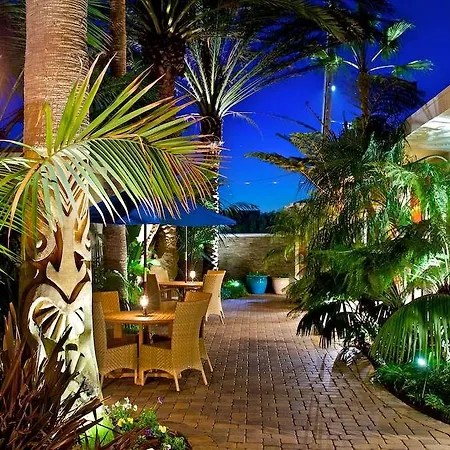 Ocean Palms Hotel