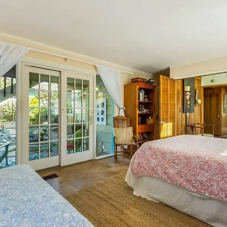 Oceanview, Walk To Beach, Fire Pit *