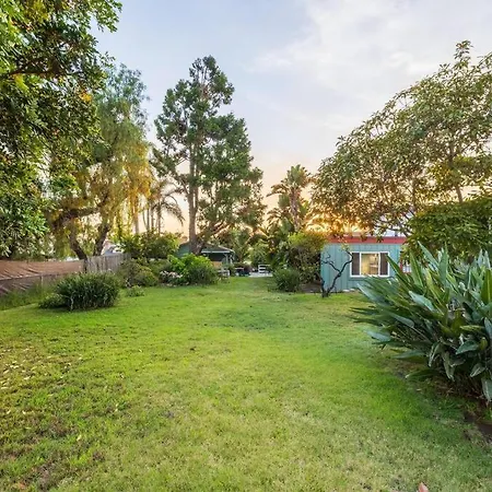 Newly Renovated Tropical Bungalow In Carlsbad