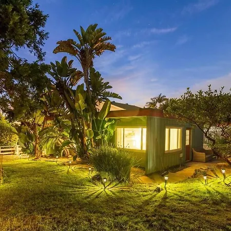 Newly Renovated Tropical Bungalow In Apartment Carlsbad