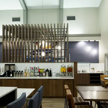 San Diego Hotel 3*