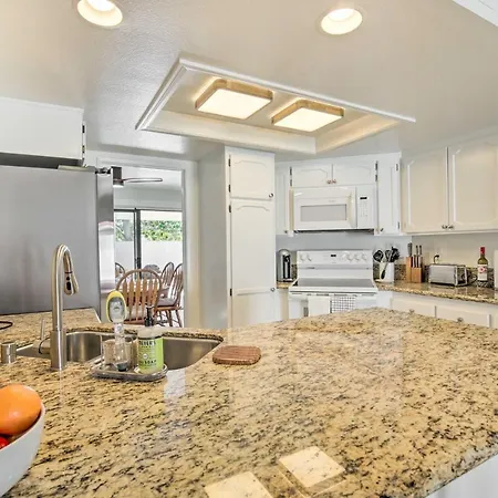 Holiday home Extended Near Beach! W/ Pool