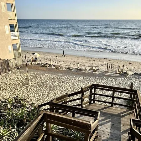 Oceanfront 2br Condo, Private & Patio, Rare Find Apartment