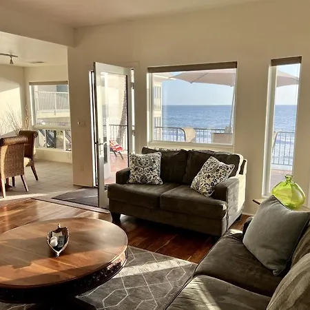 Oceanfront 2br Condo, Private & Patio, Rare Find Carlsbad