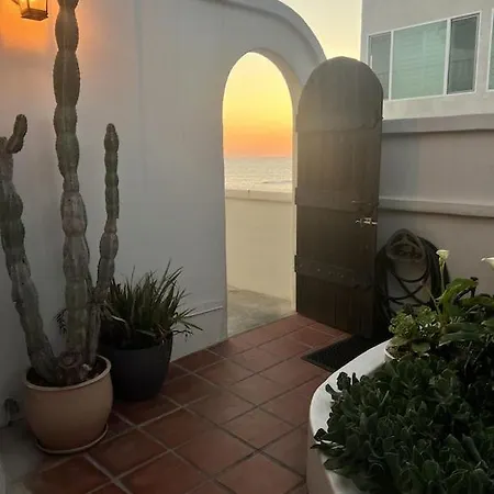 Oceanfront 2br Condo, Private & Patio, Rare Find