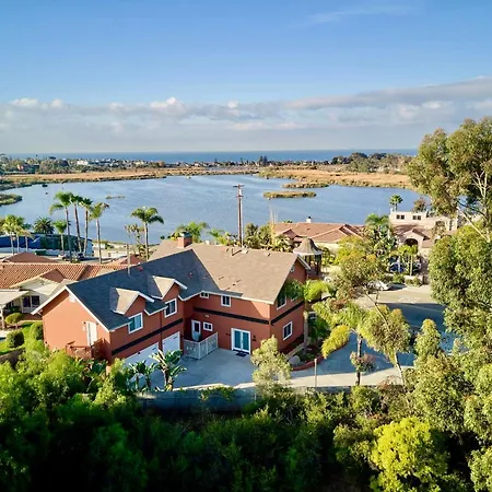 Luxury Ocean Views 5 Min To Village