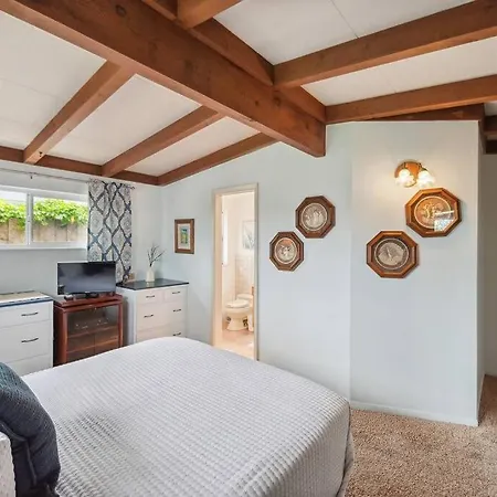 Cozy - 2 Blocks To Beach Carlsbad