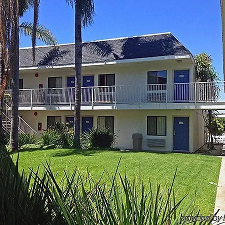 6-carlsbad, Ca - Village Hotel Carlsbad