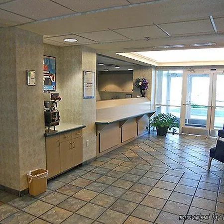 6-carlsbad, Ca - Village Hotel