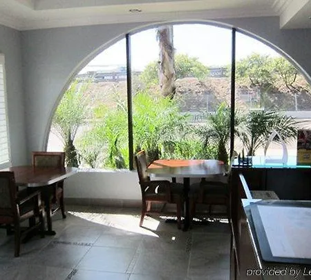 Hotel Rodeway 3*