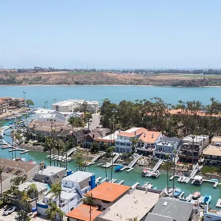 Blue Lagoon 3br/2.5bth Jacuzzi/kayak/paddle Boards Holiday home Carlsbad