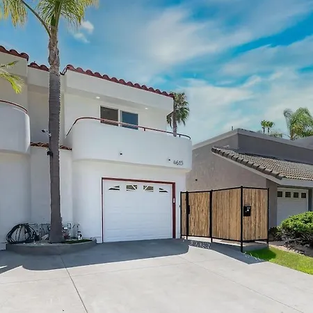 Blue Lagoon 3br/2.5bth Jacuzzi/kayak/paddle Boards *