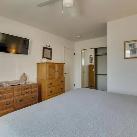 Downtown < 1/2 Mi To Beach! Carlsbad
