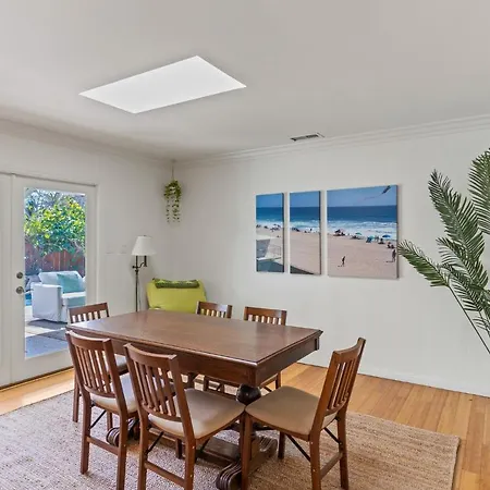 Luxury House. Pool/hot Tub! Walk To Beach! * Carlsbad