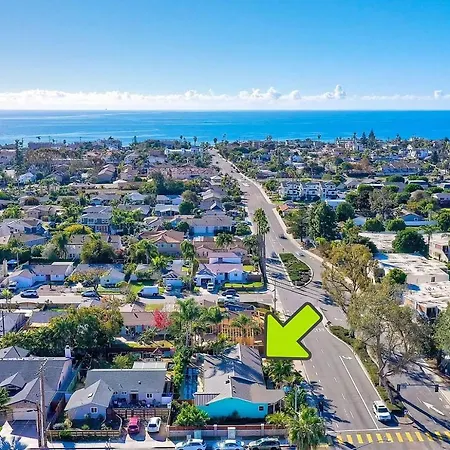 Luxury House. Pool/hot Tub! Walk To Beach! *