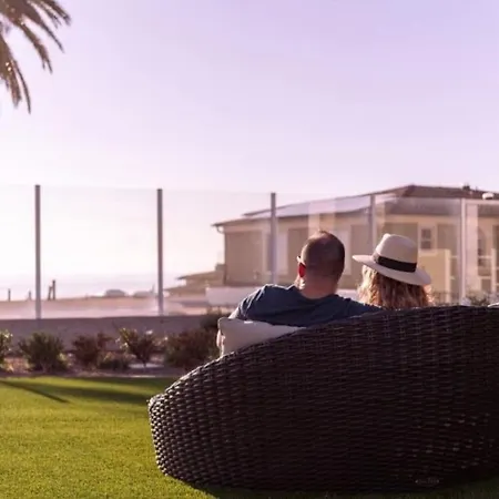 Steps From The In Carlsbad- 1 Bedroom Unit *