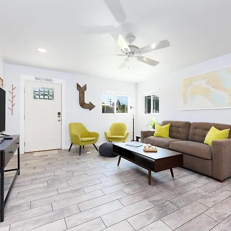 Pet Friendly Bungalow, Close To