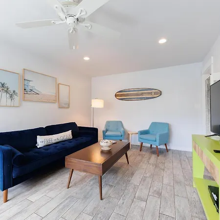 Walk To Beach, Outdoor Living, Pet-friendly!