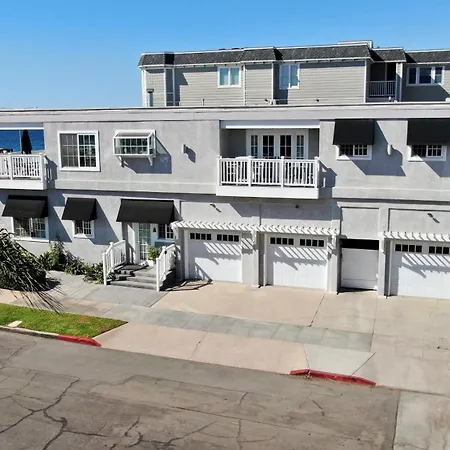 Juniper Entire - Sleeps 18 - Oceanfront *