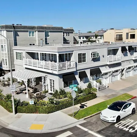 Holiday home Juniper Entire - Sleeps 18 - Oceanfront Carlsbad