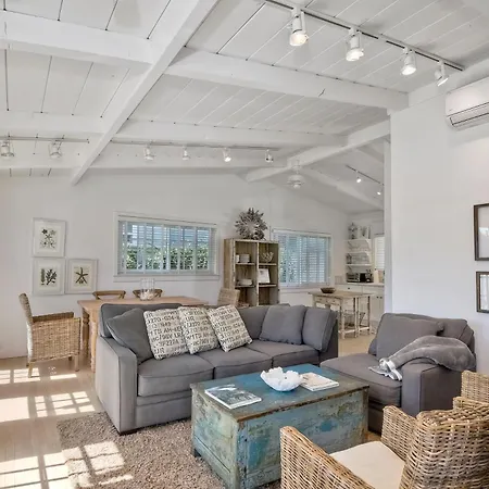 Walk To & Village - 5 Bedrooms - 3 Units Carlsbad