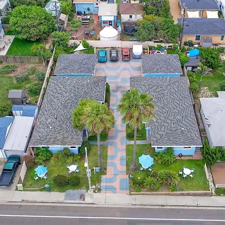 Walk To - Ev Charger - Outdoor Dining - 2br Holiday home