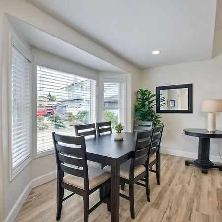Hotel Pool - Hot Tub - Bbq - Games - Arcade - Ping Pong Carlsbad