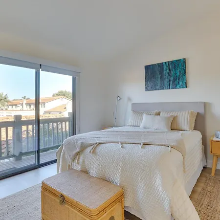 Extended Near Beach! W/ Pool Holiday home