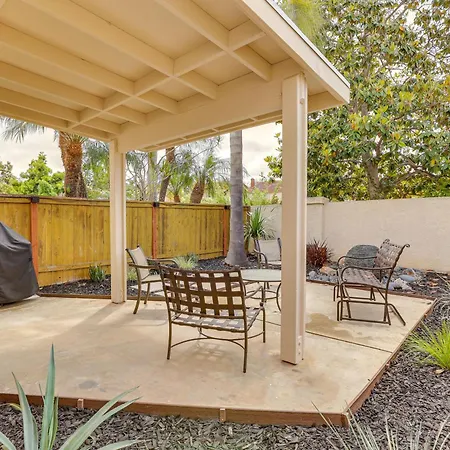 Holiday home Extended Near Beach! W/ Pool *