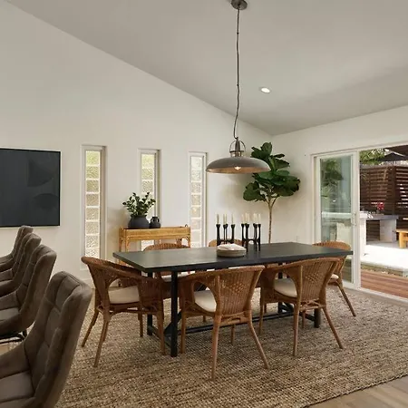 Coastal Retreat With E-bikes!