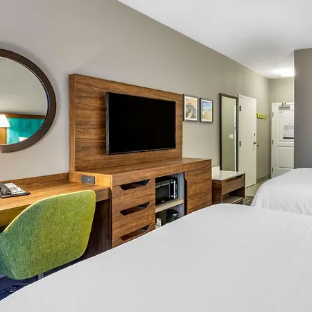 Hampton North San Diego County Hotel 3*